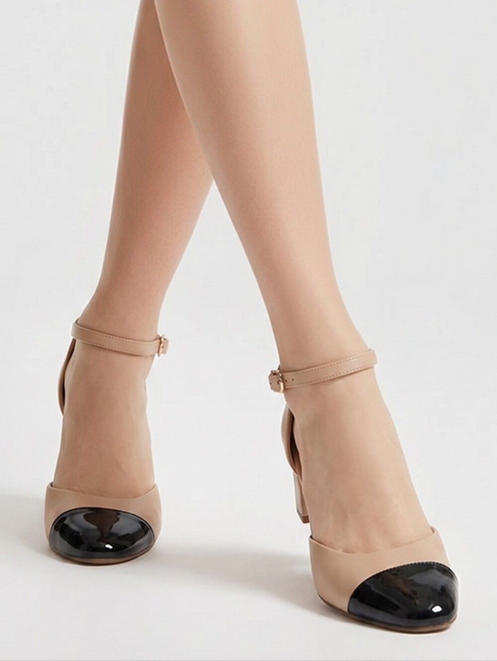 Anne Klein iFlex Nude/Black Cap Toe Ankle Strap Block Heel Pumps | Size 8.5 - Picture 2 of 7